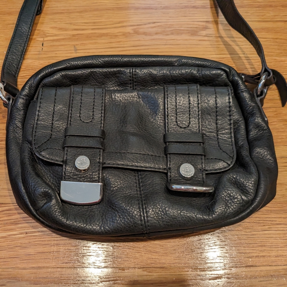 Makowsky black leather handbag